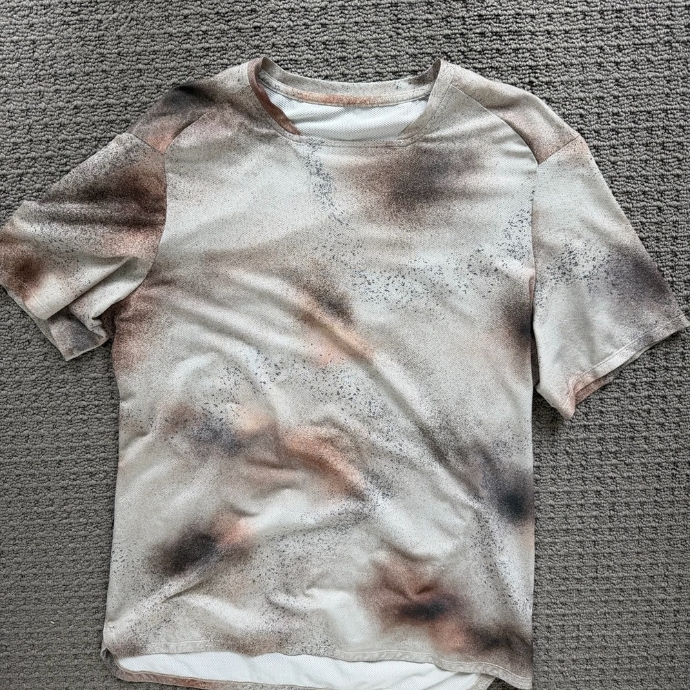 lululemon athletica Earth Tones Short Sleeve Tee